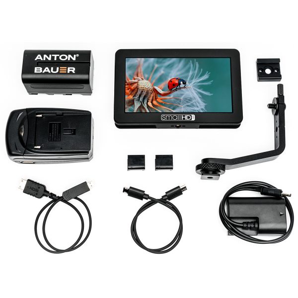 SmallHD FOCUS 5” Touchscreen with Canon LP-E6 Bundle For Sale